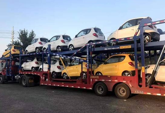轎車托運(yùn)一般怎么收費(fèi)呢？