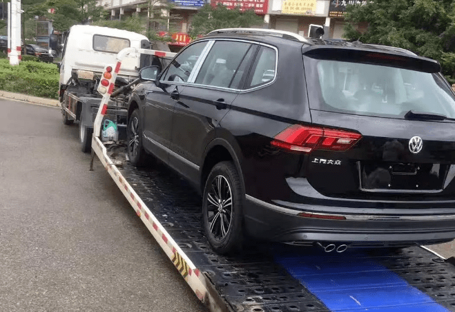 需要辦理哪些手續(xù)才能夠進(jìn)行汽車拖運(yùn)？-鑫邦運(yùn)車