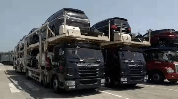 享受便捷的成都到新疆汽車托運