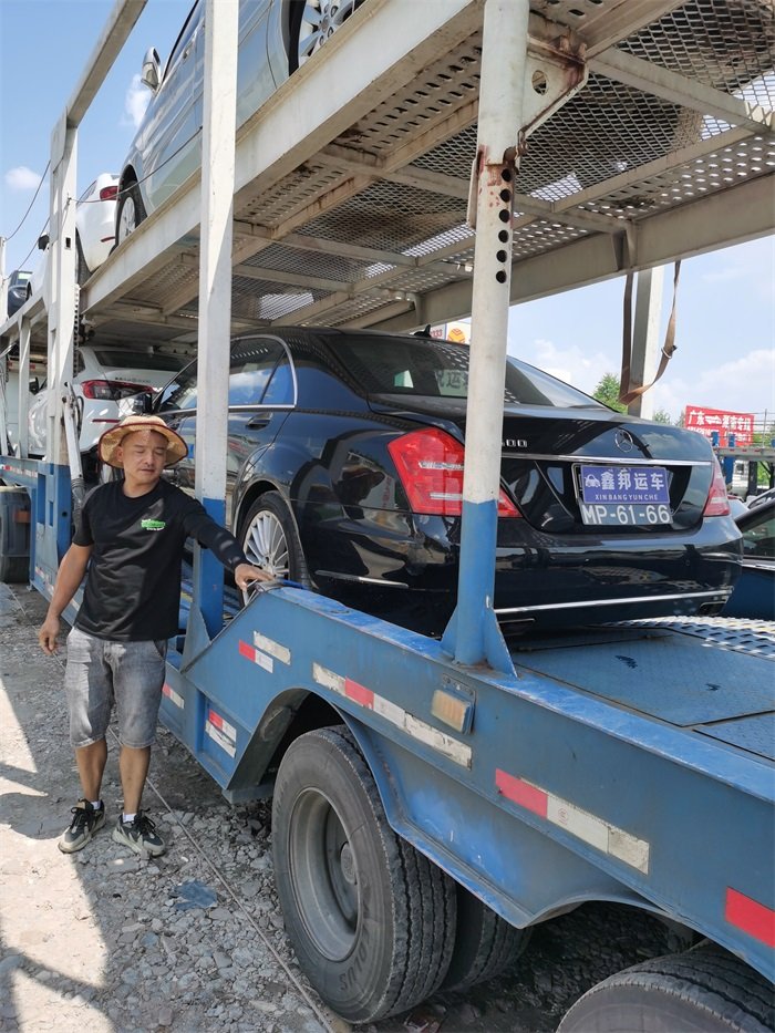 汽車托運(yùn)的常規(guī)流程包括預(yù)訂、準(zhǔn)備和交付等步驟