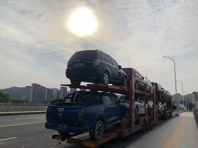 百色的轎車托運(yùn)怎么選？鑫邦轎車托運(yùn)帶你全面了解