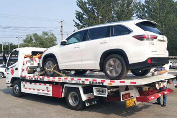 鑫邦轎車托運(yùn)滿足國(guó)內(nèi)鄉(xiāng)鎮(zhèn)轎車托運(yùn)的需求